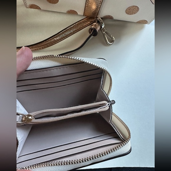 Kate Spade BUNDLE set, Wrapping Party Dot Gift Crossbody & Wallet set NWT - Picture 9 of 12